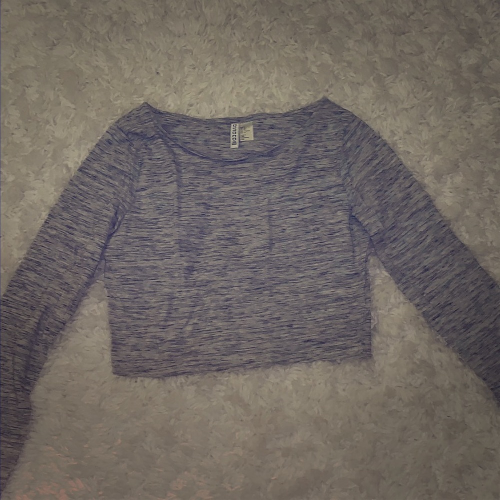 h&m grey crop top